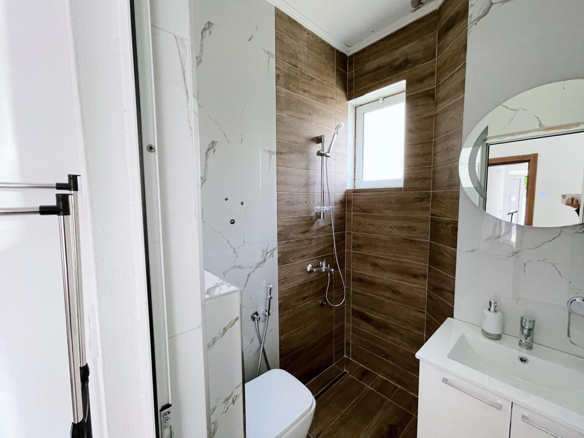 אולסינץ' Guest House Koliqi - Hotel & Apartments מראה חיצוני תמונה