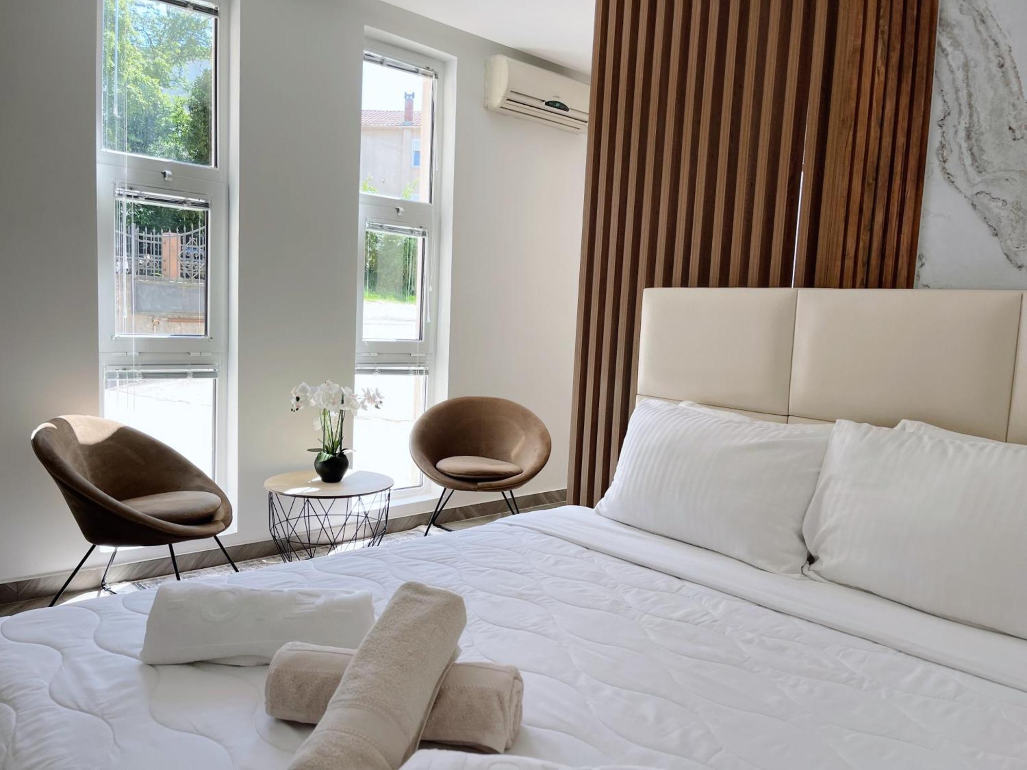 אולסינץ' Guest House Koliqi - Hotel & Apartments מראה חיצוני תמונה