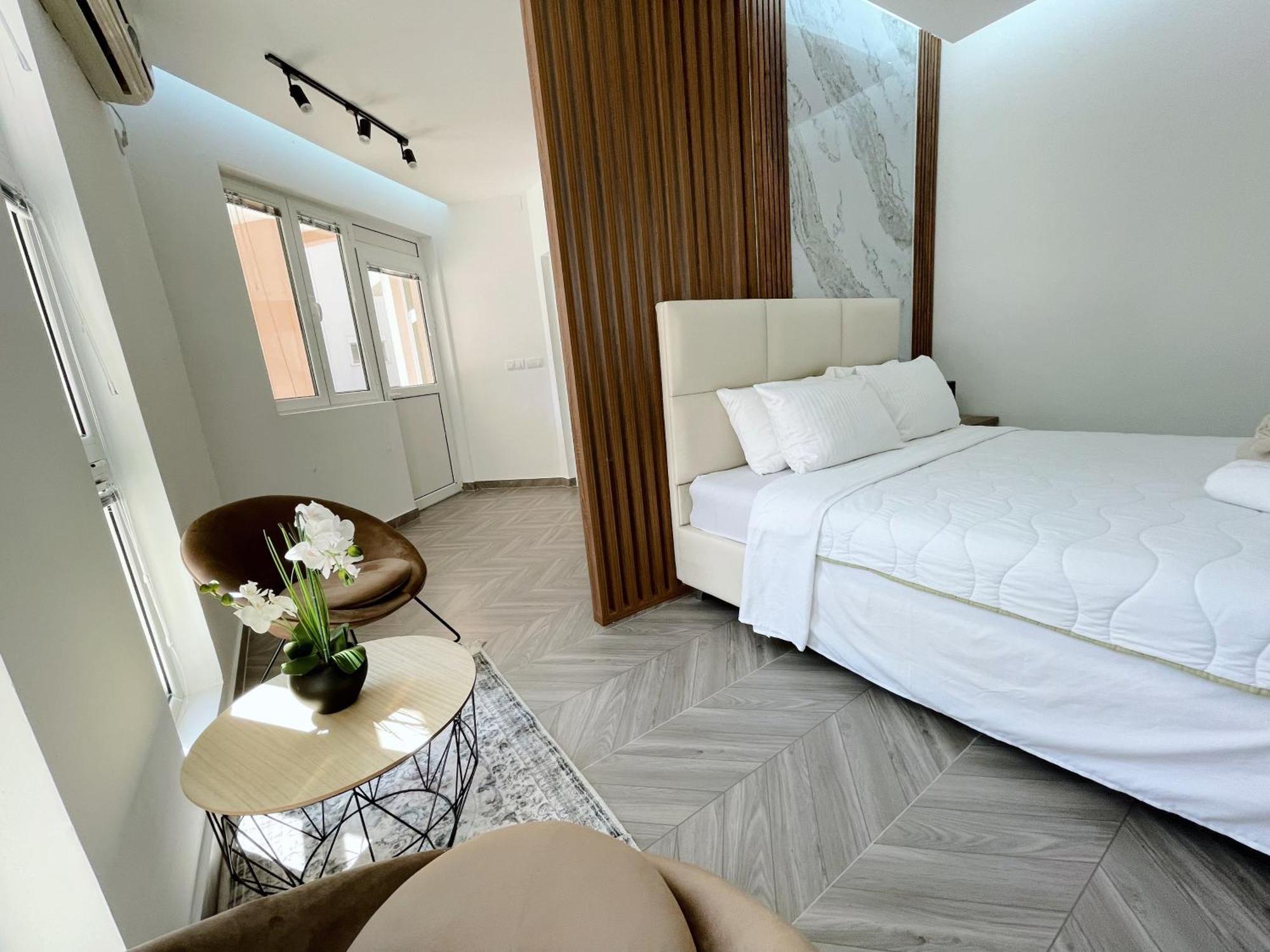 אולסינץ' Guest House Koliqi - Hotel & Apartments מראה חיצוני תמונה