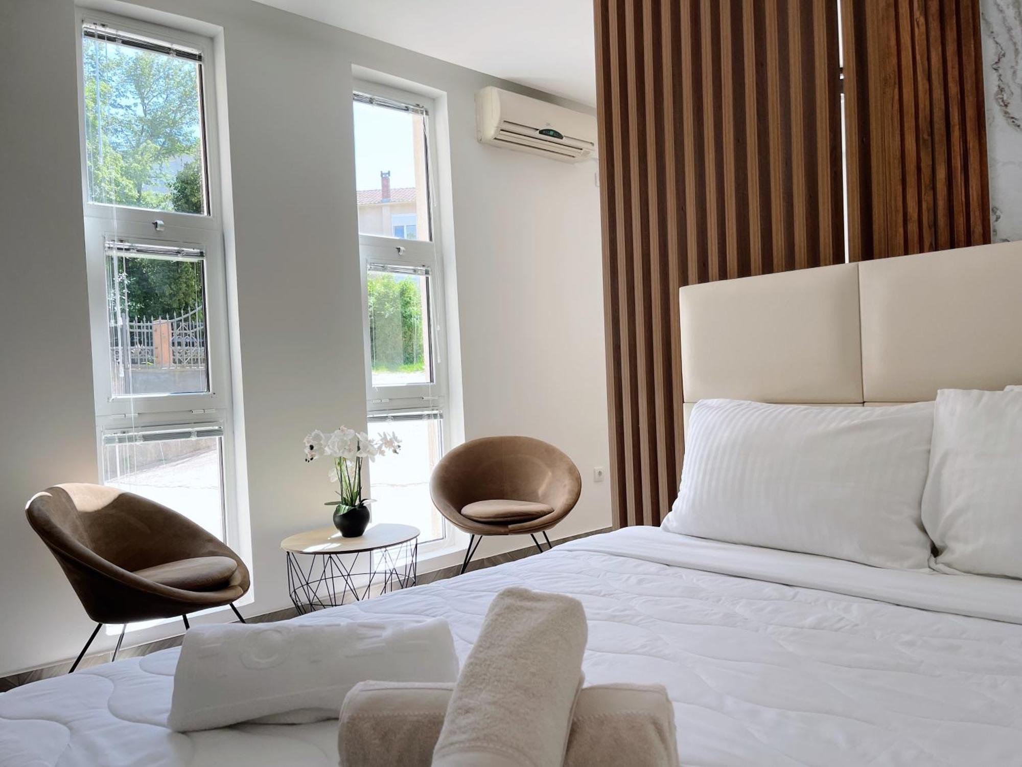 אולסינץ' Guest House Koliqi - Hotel & Apartments מראה חיצוני תמונה